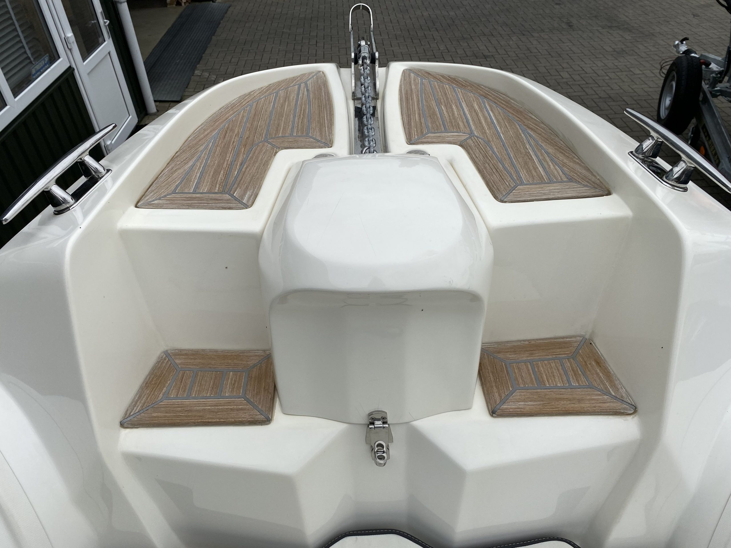 Nuova Jolly Prince 30 Yamaha 200hp outboard